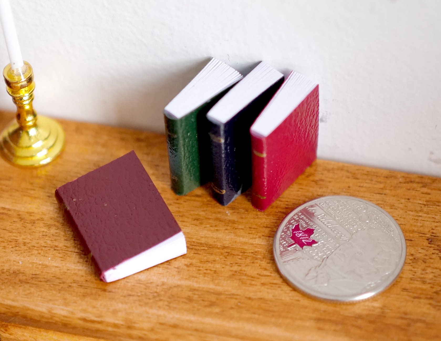 Dolls House Miniature 1/12th Scale Set of 4 Bright Coloured Blocks of Books OA33 