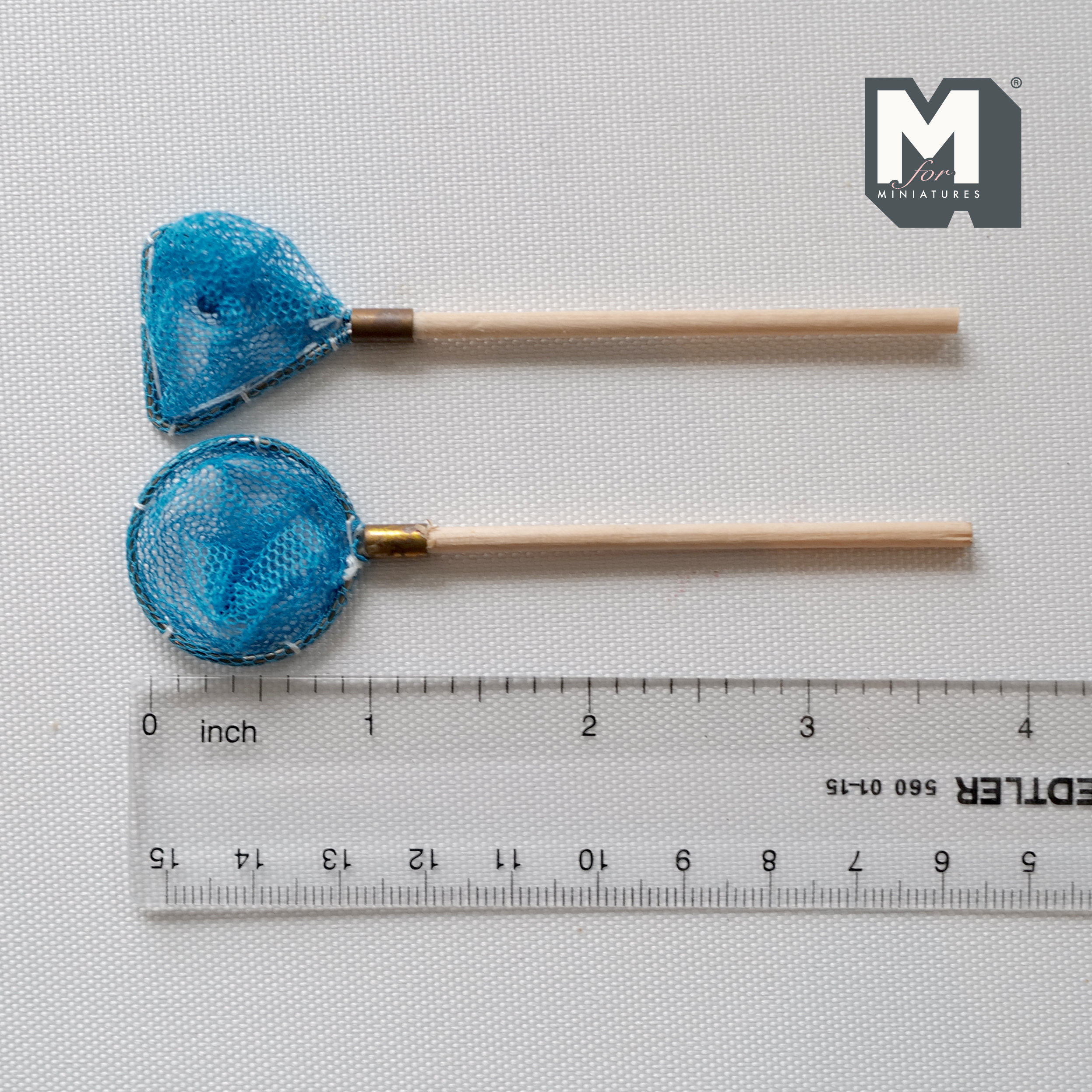 Set di canna da pesca e rete in miniatura per casa delle bambole