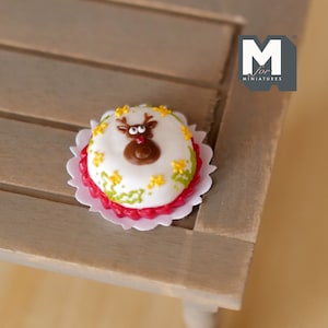 Miniature Reindeer Christmas Cake 1 Inch Scale Dollhouse Food Decoration Dessert E013