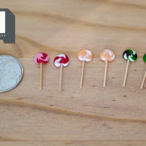 1:12 Miniature Assorted Color Lollipops Set of 6 E009