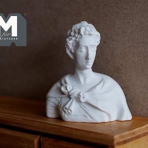 Miniature Roman Style Man Bust 1:12 Scale Dollhouse Supplies Sculpture - B056