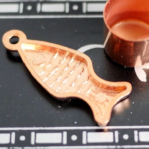 1:12 Dollhouse Supplies fish cooking mold cookware dolls house 1 12 miniature baking mold - E059