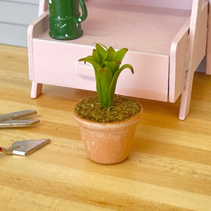 1:12 Miniature Clay Planter Leaves , Miniature Leaves , Miniature Leaf , Dollhouse Supplies Flowers , Miniature Flowers - F086
