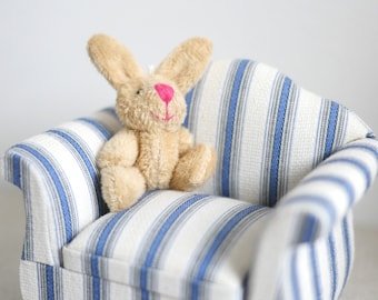 1:12 Dollhouse miniature plush bunny doll push bunny doll rabbit doll - G029