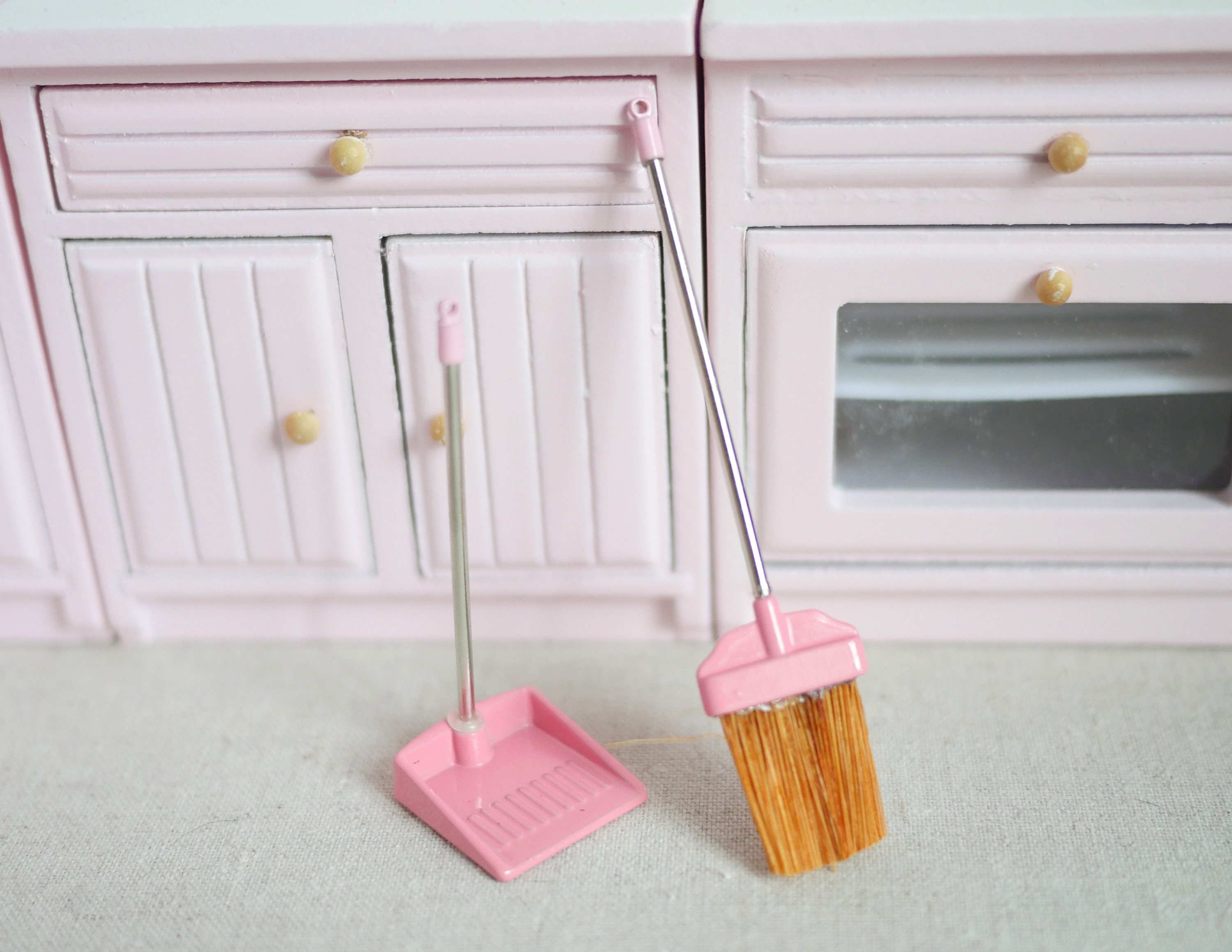 Kids Stretchable Floor Cleaning Tools Mop Broom Dustpan Play-house Toy Gift  Baby