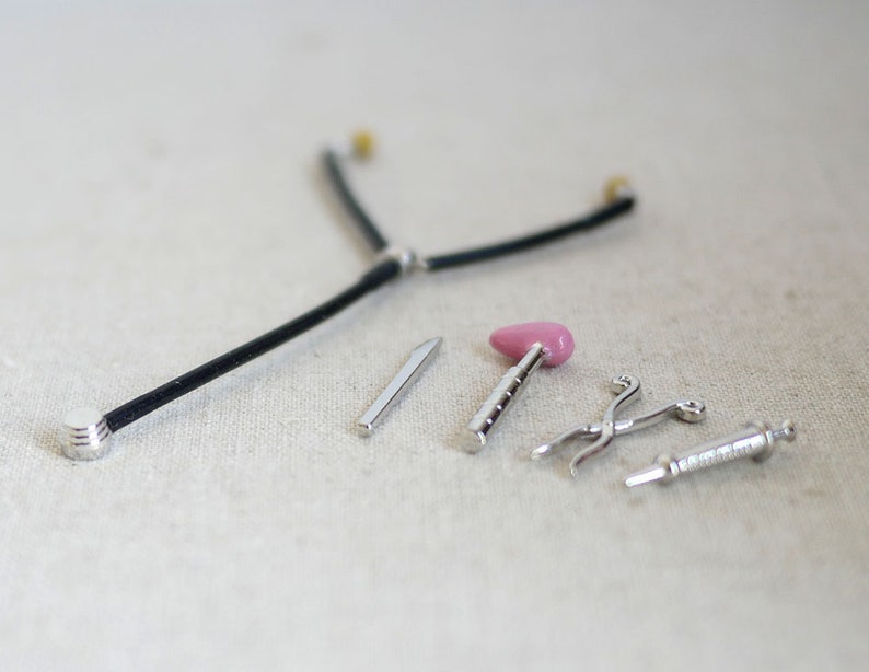 Dollhouse doctor supplies vet hospital dentist 1:12 scale miniatures stethoscope