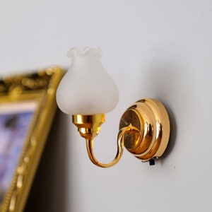 1:12 Dollhouse lighting decoration miniature LED hallway wall light battery light with on off switch - ST1