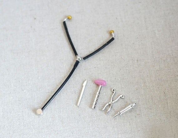 Dollhouse doctor supplies vet hospital dentist 1:12 scale miniatures stethoscope