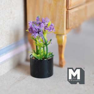 Dollhouse Supplies potted plants dolls house decoration living room 1 12th scale miniature (purple) - B057