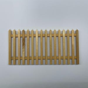 Dollhouse Supplies Picket Fence , Backyard Fence , Patio Fence , Flower Fence , 6&quot; wide x 3&quot; high (wood) - I043