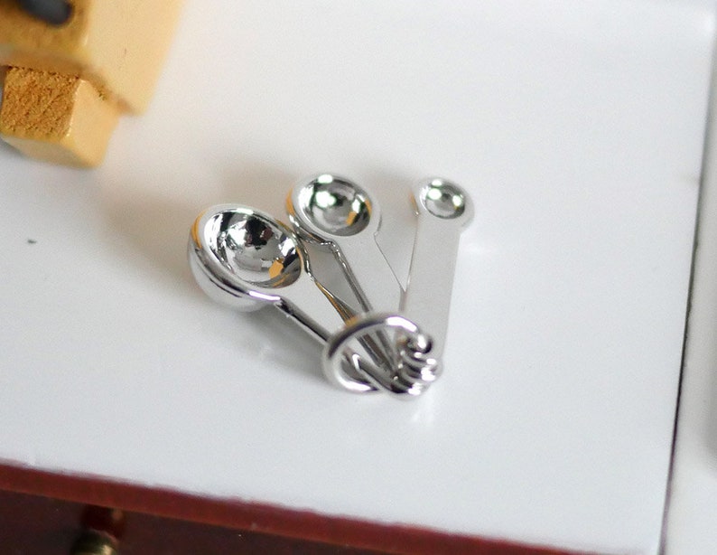 Dollhouse Miniature Measuring Spoon Mini Metal Spoons