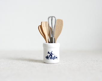 Dollhouse Supplies miniature wood and metal cooking utensil bronze cookware 1:12 - A027