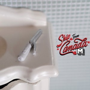 1:12 maßstabgetreue Miniatur Haar Lockenstab, Weiß - F034