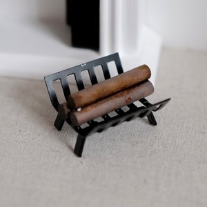 Dollhouse Supplies miniature 1:12  firewood doll house fireplace wood - F018