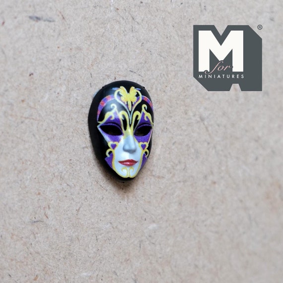 Miniature Venetian Mask Butterfly 1:12 Scale Dollhouse Halloween Mask Wall Plaque 3/4 inch tall (plastic) - B048