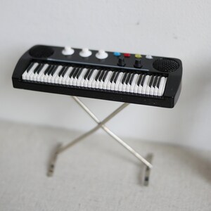 Poppenhuis miniatuur digitale piano 1 12 schaal miniatuur toetsenbord in verpakking doos C071