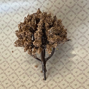 Dollhouse Supplies Miniature Tree 2.25 Inch Tall - I023