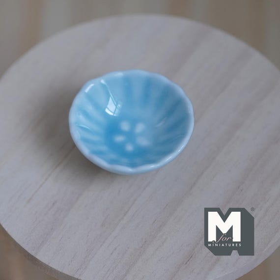 Set di ciotole per alimenti in miniatura per casa delle bambole con coperchi - quadrate; vintage; scala 1:12 - Italia