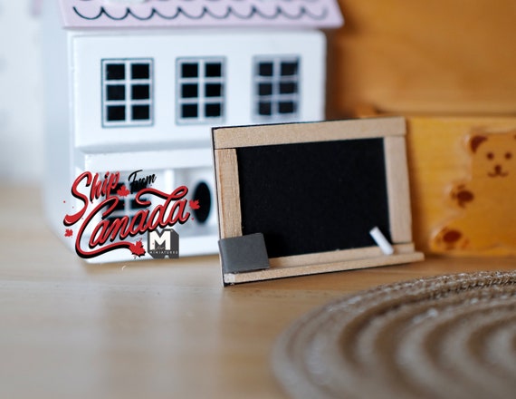 Set 4 Mini Cavalletti E Lavagne In Legno Per Casa Delle Bambole Scala 1:12 – Accessori Fai Da Te