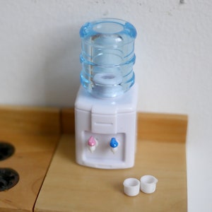 1:12 scale Dollhouse water dispenser Miniature water dispenser (plastic) (non working) (cups sold separately) - E010