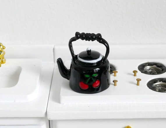 Mini Teekanne Tee Zubehör Puppenhaus Kanne Geschirr Schwarz Teekessel 1:12 