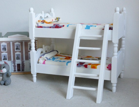 double deck bed