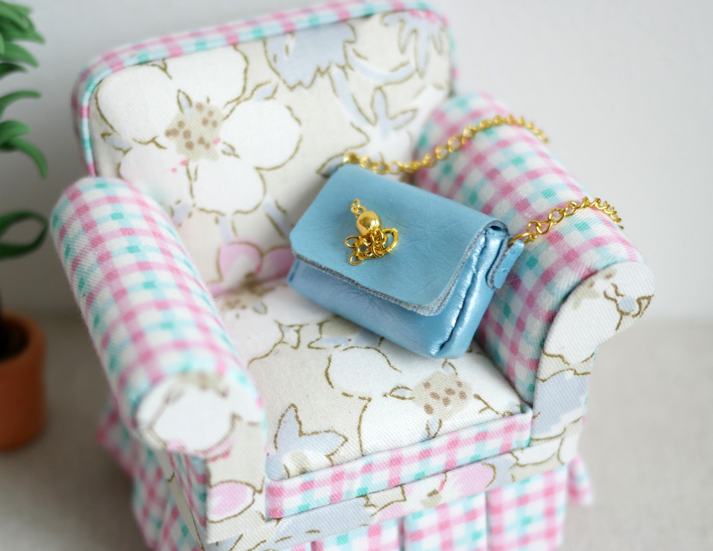 dollhouse miniature handbags
