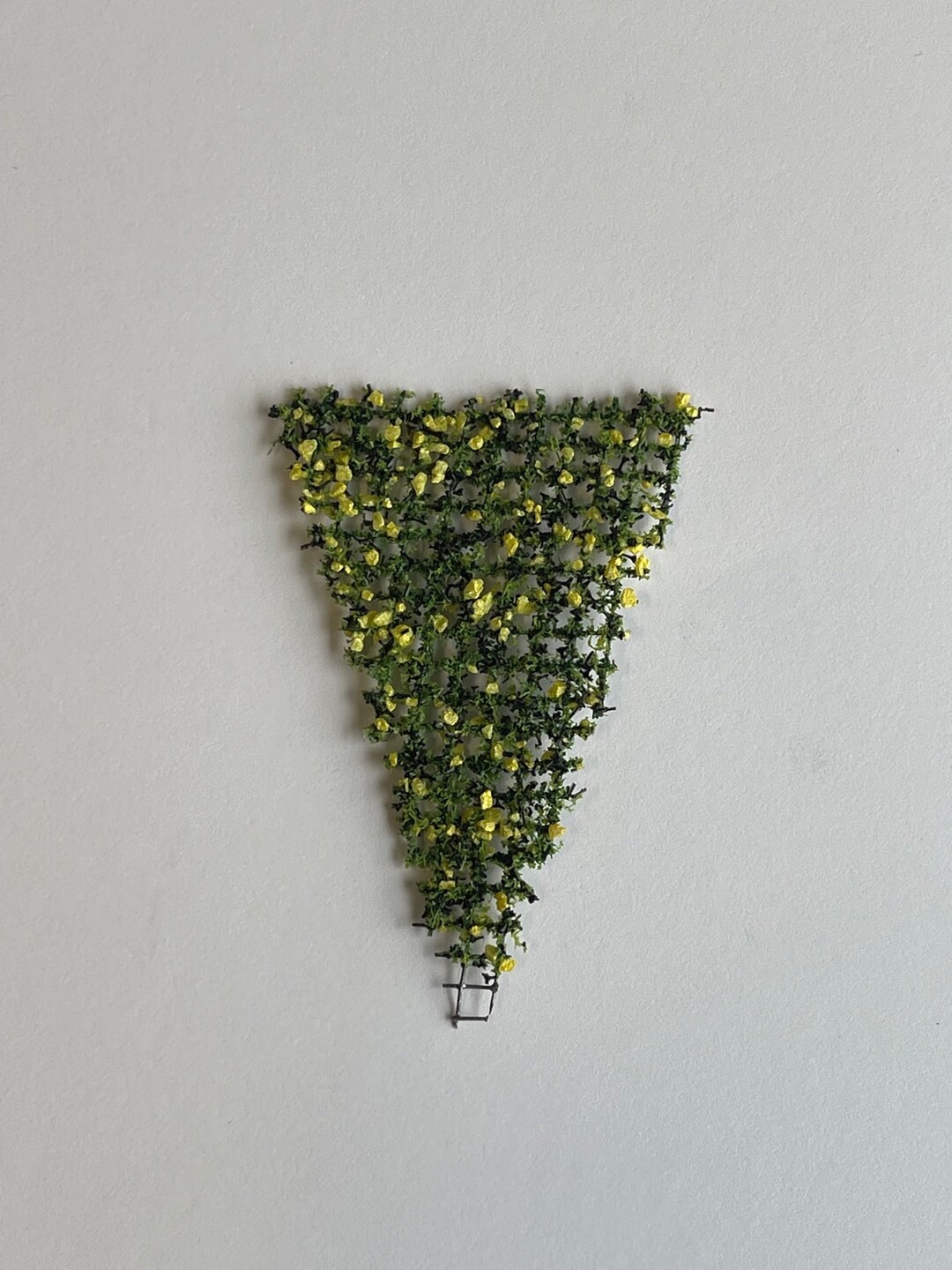 Dollhouse Miniature Flowering Trellis Plants / Vines 2 Inch Etsy