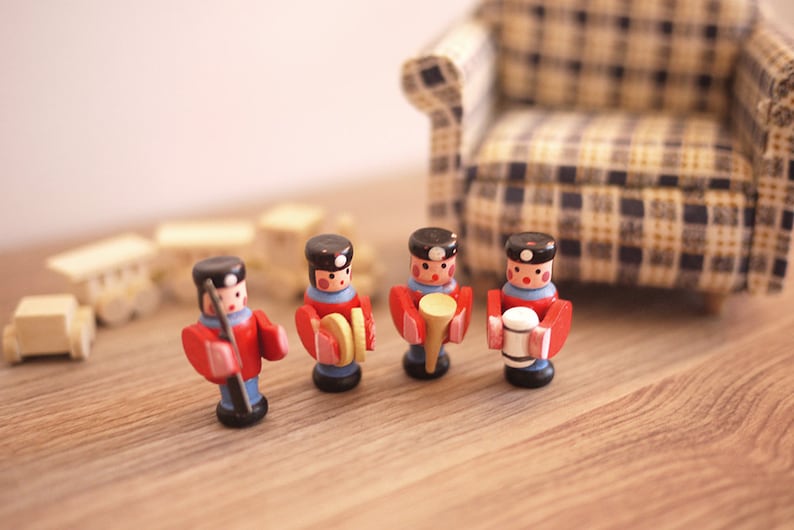 Dollhouse nutcracker German toy dolls house wood 1 12 scale miniature