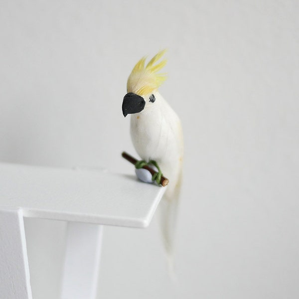 1:12 scale Miniature Dollhouse White Parrot, miniature animal bird D085