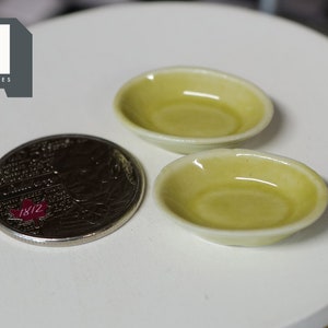 1:12 Dollhouse Supplies Miniature Plate set of 2 - A039