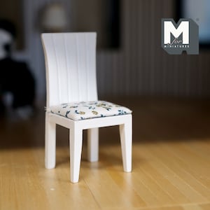 Dollhouse Supplies Miniature Dining Chair with Fabric Sitting Pad 1:12 Scale White Chair Dollhouse Supplies Furniture - C003