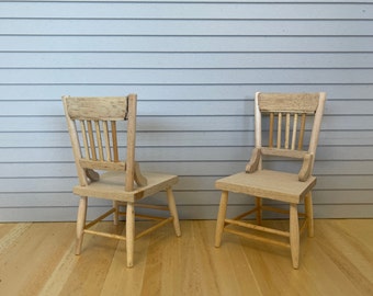 Dollhouse Supplies Miniature Unpainted Kitchen Chair Set of 2 , 1:12 Scale Unpainted Dining Chairs Set - D007