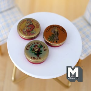 Puppenhaus Miniatur Weihnachten Blechdosen mit Deckeln, 1:12 Maßstab Metall Runde Container Box, 3er-Set - G049
