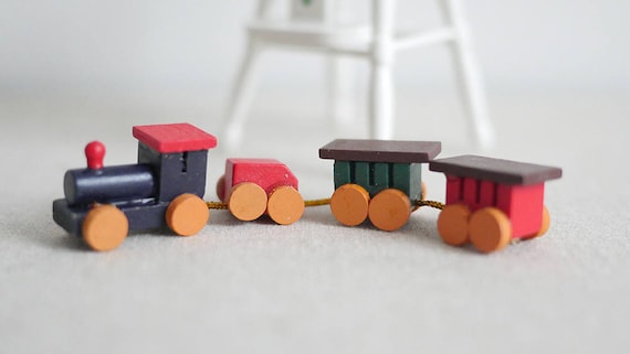 1 12 Maison De Poupee Bebe Jouet En Bois Train Miniature Avec Etsy France