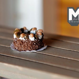 1:12 scale Dollhouse Supplies miniature Almond and Chocolate Cake E011