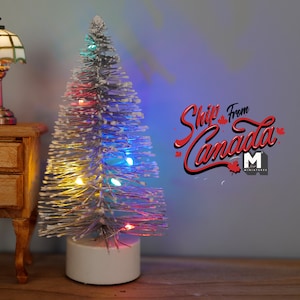 1:12 Dollhouse Supplies miniature Christmas tree with Light F001