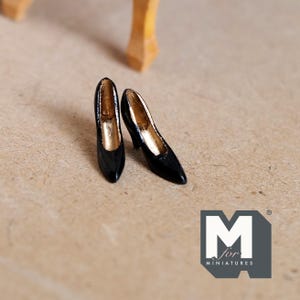 Miniatuur schoenen met hoge hak: 1:12 poppenhuisdamesschoenen (zwart) - G075