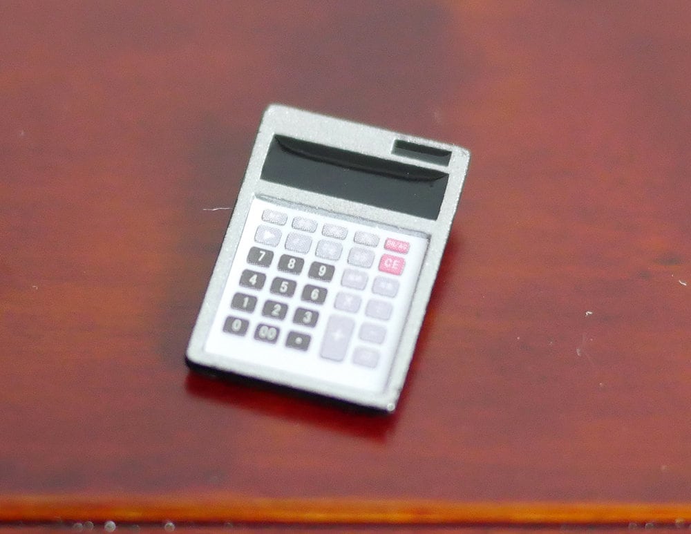 1:12 Dollhouse Metal Calculator Home Office School Miniature Accessoryr 