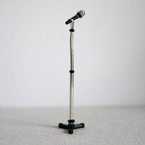 Dollhouse Miniature Microphone and Stand (Black) - C062