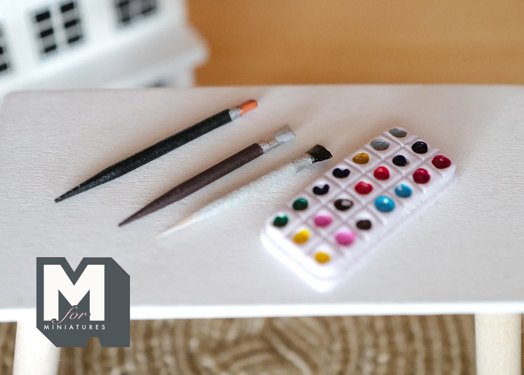 Dollhouse Miniature Paint Palette Set / Painting Decoration Dolls House
