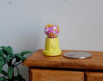 1:12 Dollhouse Supplies decoration miniature table top gumball machine (made with metal) E015