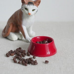 1:12 Dollhouse Miniature pet dry food with bowl miniature pet accessories, pet food, dog food, cat food H040