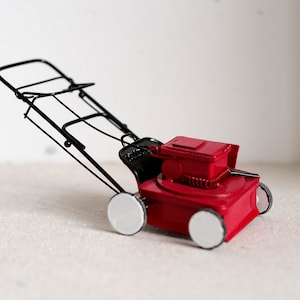 Puppenhausminiatur 1:12 Puppenhausminiatur-Rasenmäher -H051
