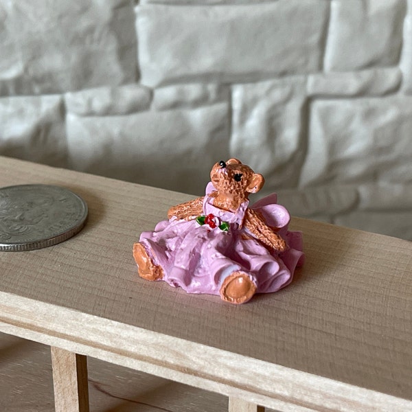 1:12 Miniature Figurine Dressed Bear in Pink , Statuettes Bear , Micro Sculpture Bear - B085