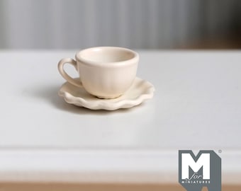 Miniature Coffee Cup and Saucer Set 1:12 Scale Dollhouse Tea Cup Drinkware Set of 2 (white) (metal) - F074