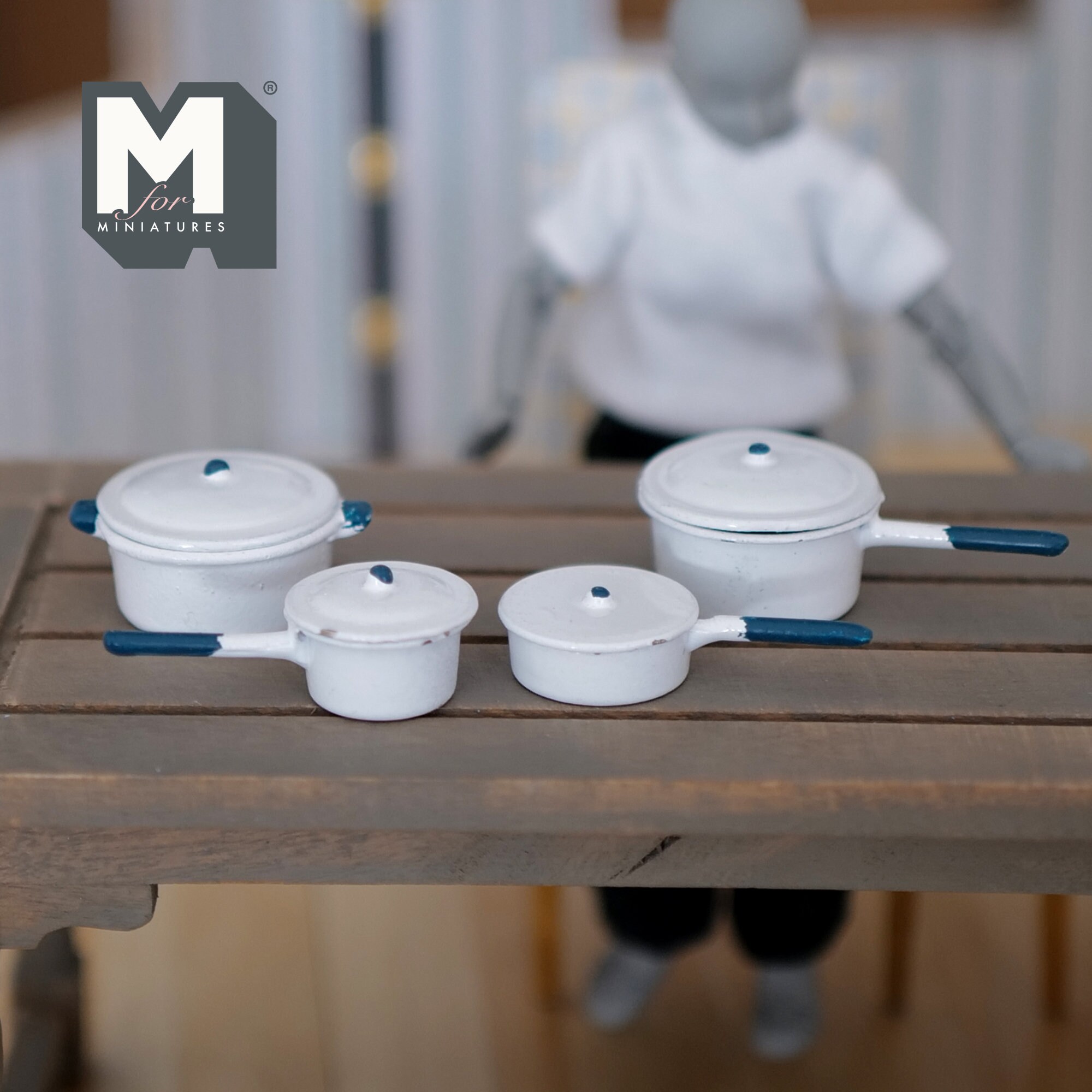 Set 4 Pentole In Miniatura Scala 1:12 &ndash; Zuppiera, Pentole, Accessori Cucina, Nuovi