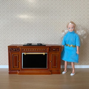 1:12 Dollhouse Supplies Miniature Kitchen Stove , Miniature Kitchen Range with Cook Top , Oven Range and Storage - K023