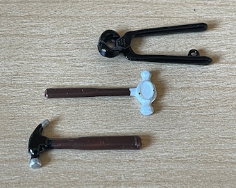 1:12 Dollhouse Supplies Miniature Metal Tools Set of 3 , Miniature Claw Hammer , Miniature Forming Hammer and Miniature Nail Plier F078