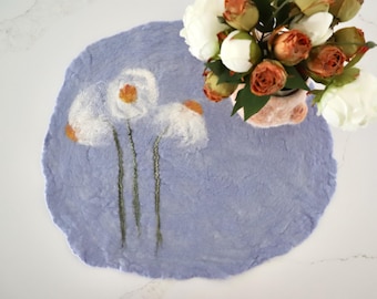 Daisy Round Table Runner, Felted Periwinkle Blue Table Mat, Daisy Felt Table Placemat